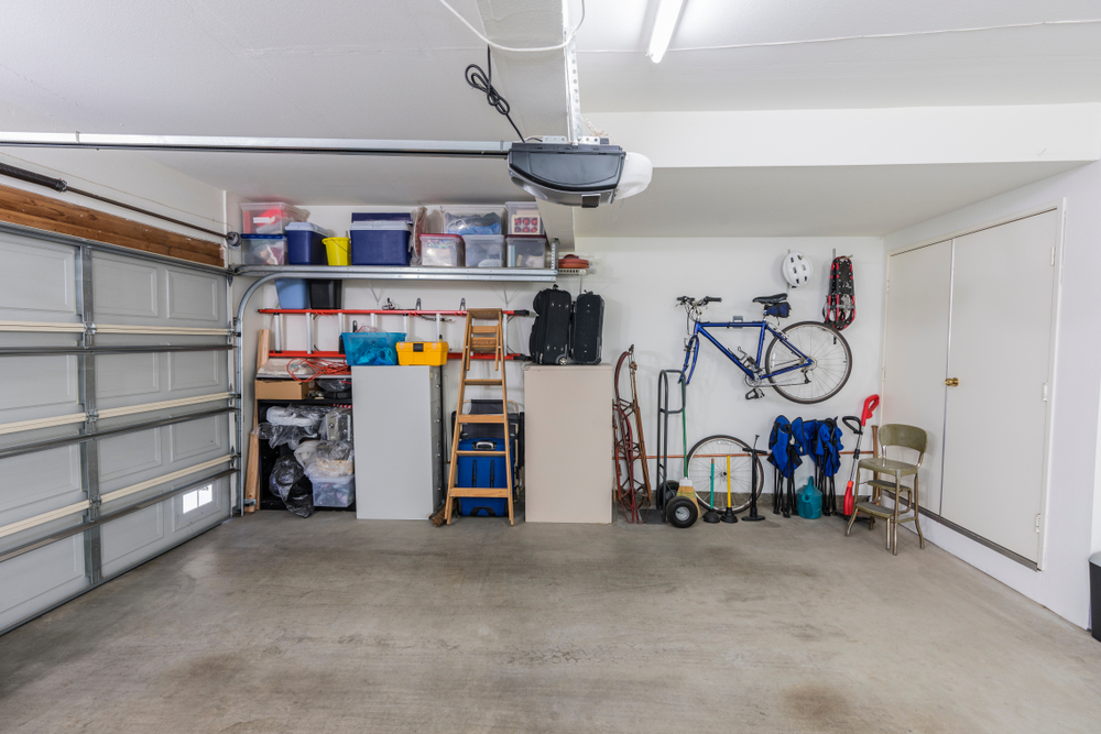 declutter your garage and organize